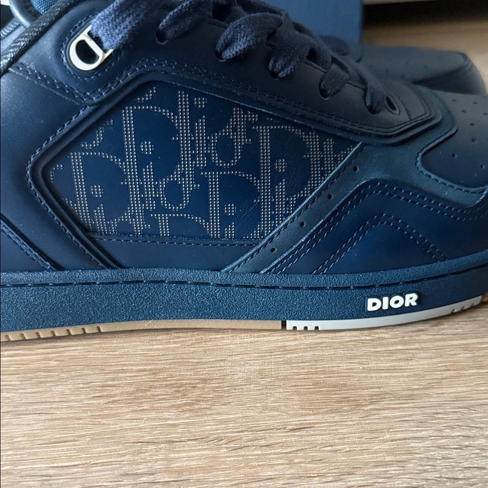 Dior Men's Deep Blue Sneakers - Picture 4 of 7
